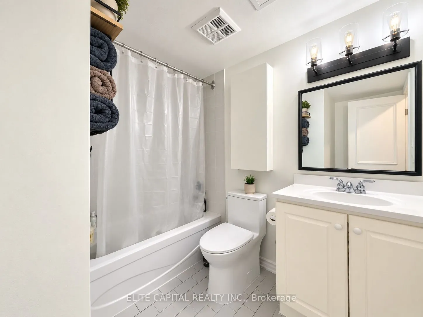 326 Major Mackenzie Drive E #115