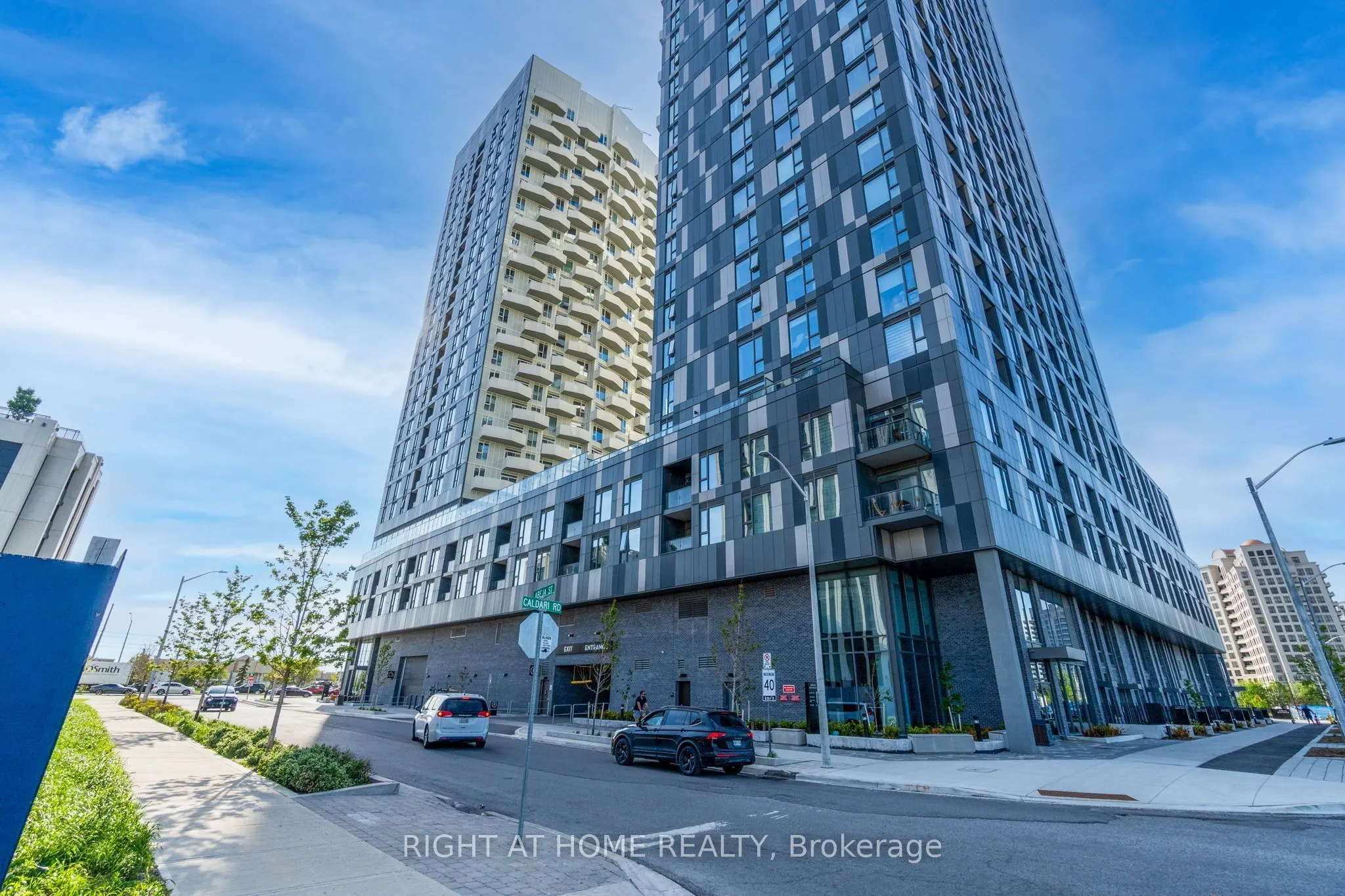 10 Abeja Street #1321