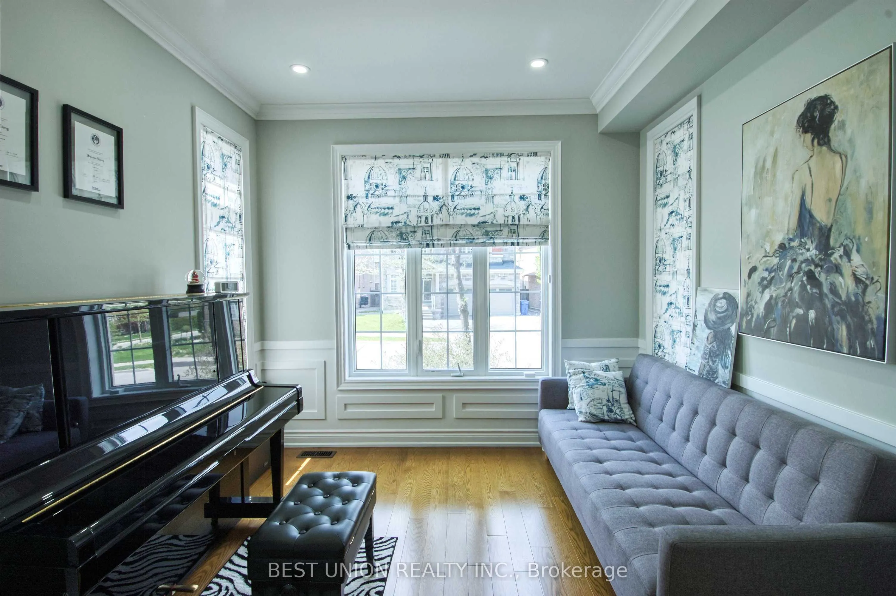 1183 Mctavish Drive