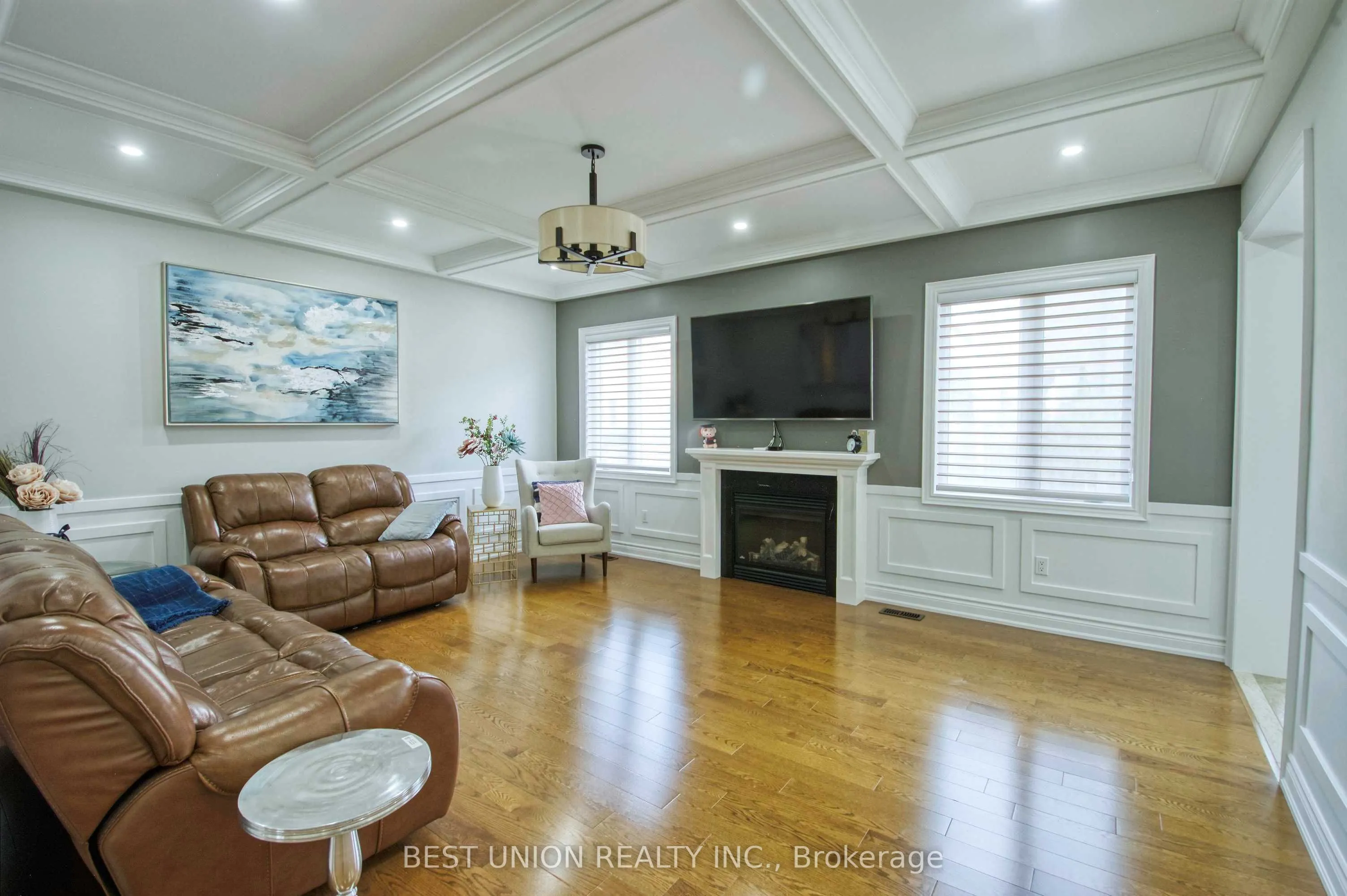 1183 Mctavish Drive