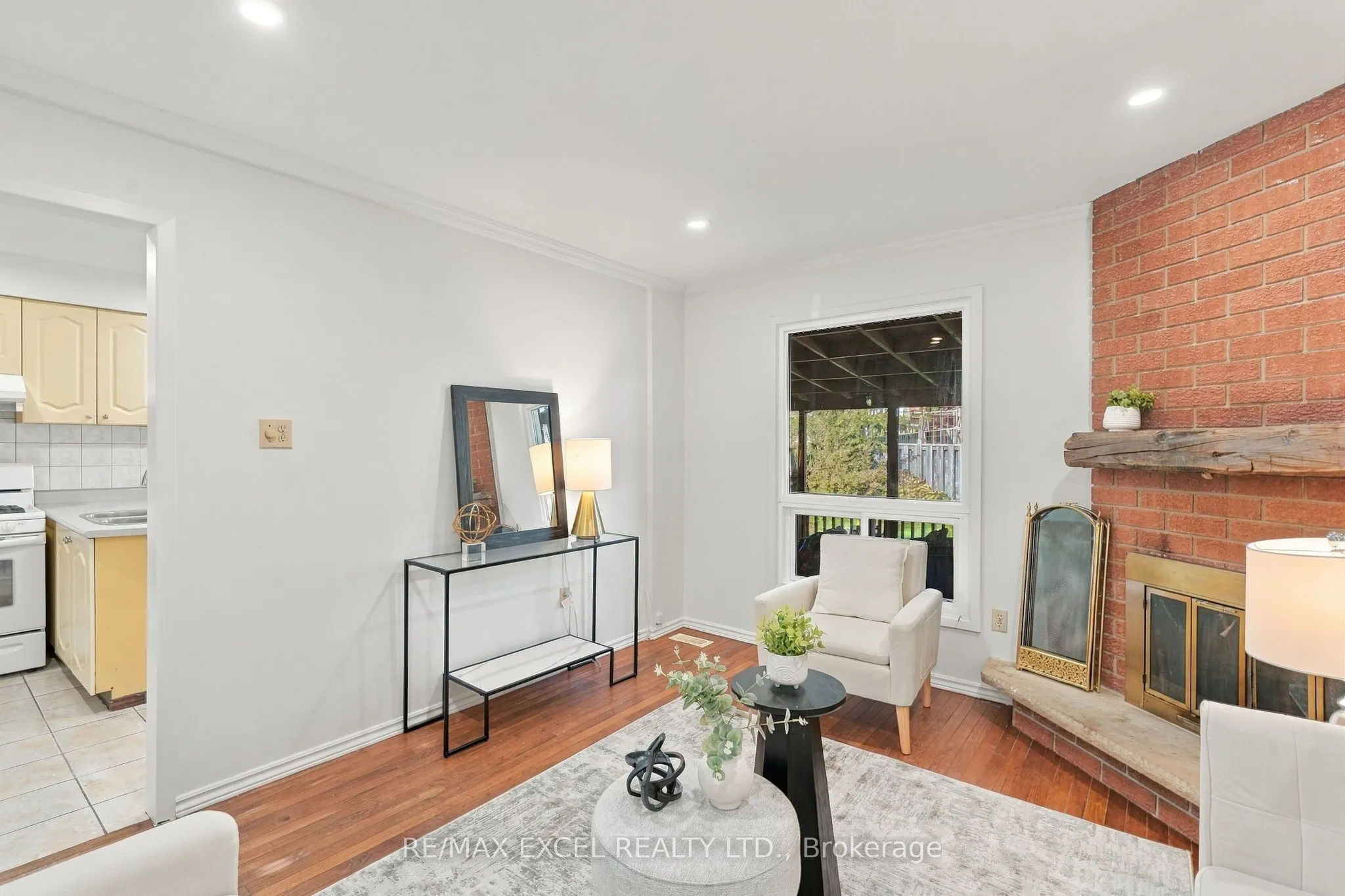 97 Tangmere Crescent