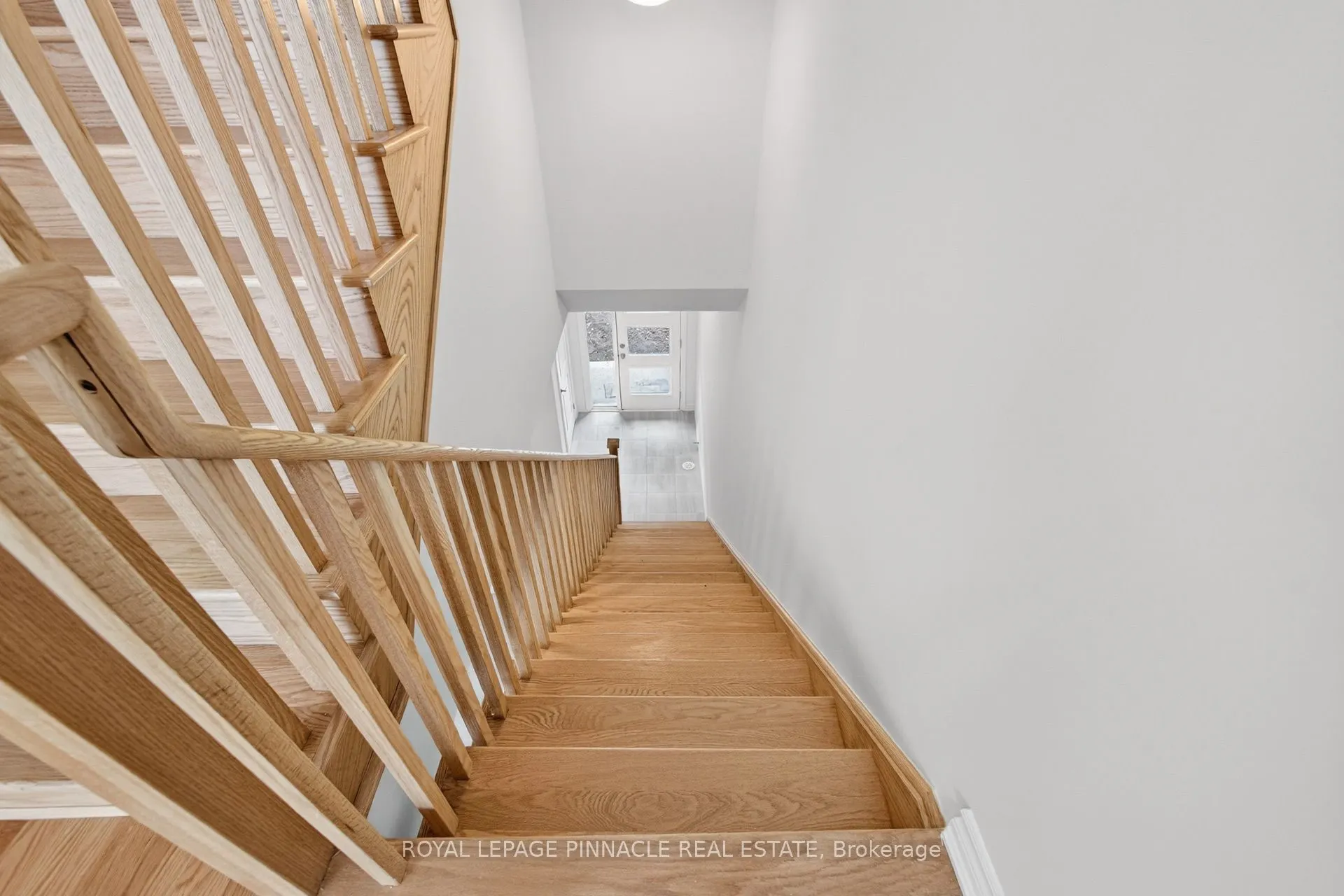 69 Inverary Crescent