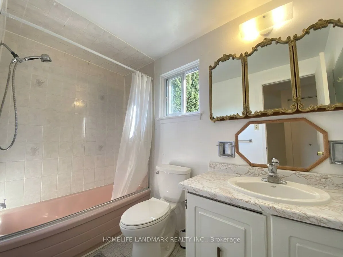 29 Snowshoe Crescent