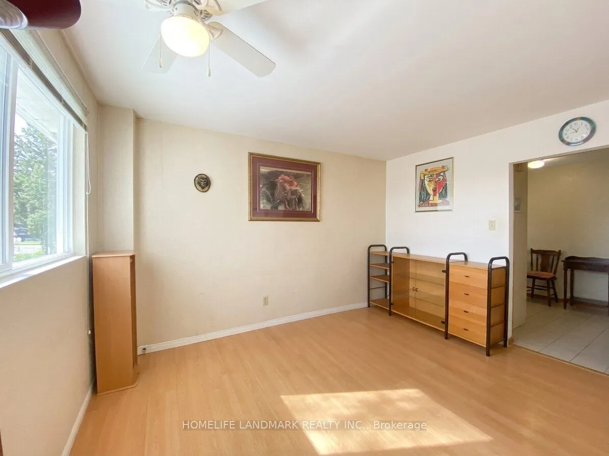 29 Snowshoe Crescent