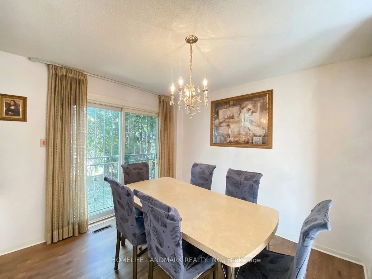 29 Snowshoe Crescent