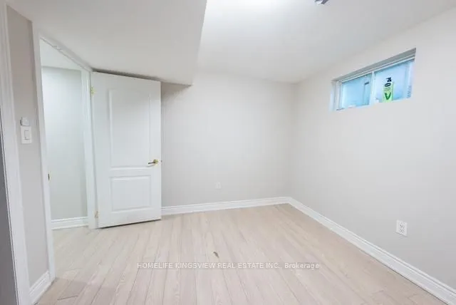 22 Kaiser Drive