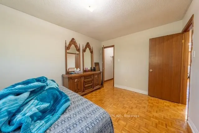 22 Kaiser Drive
