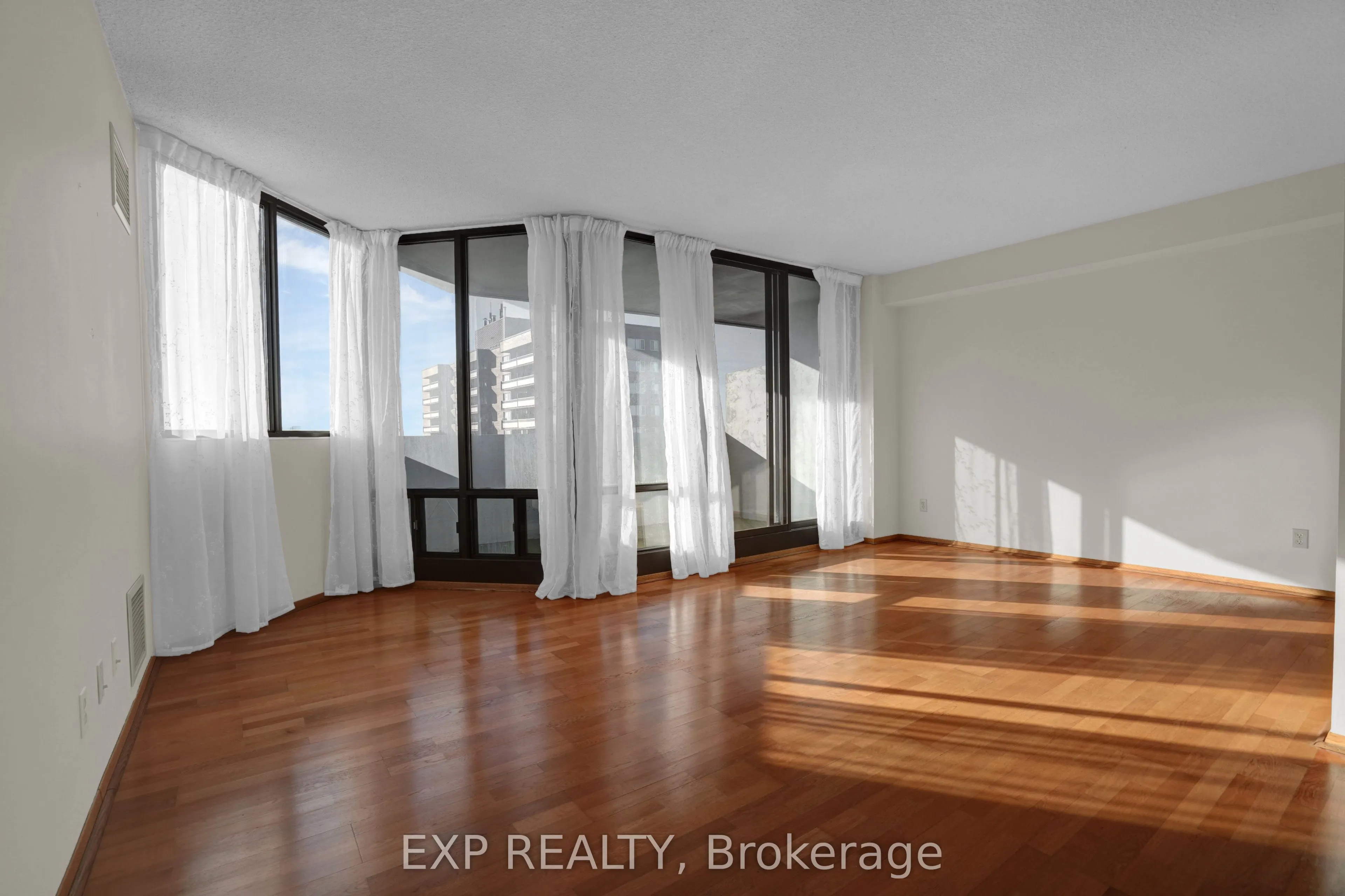 40 Baif Boulevard #706