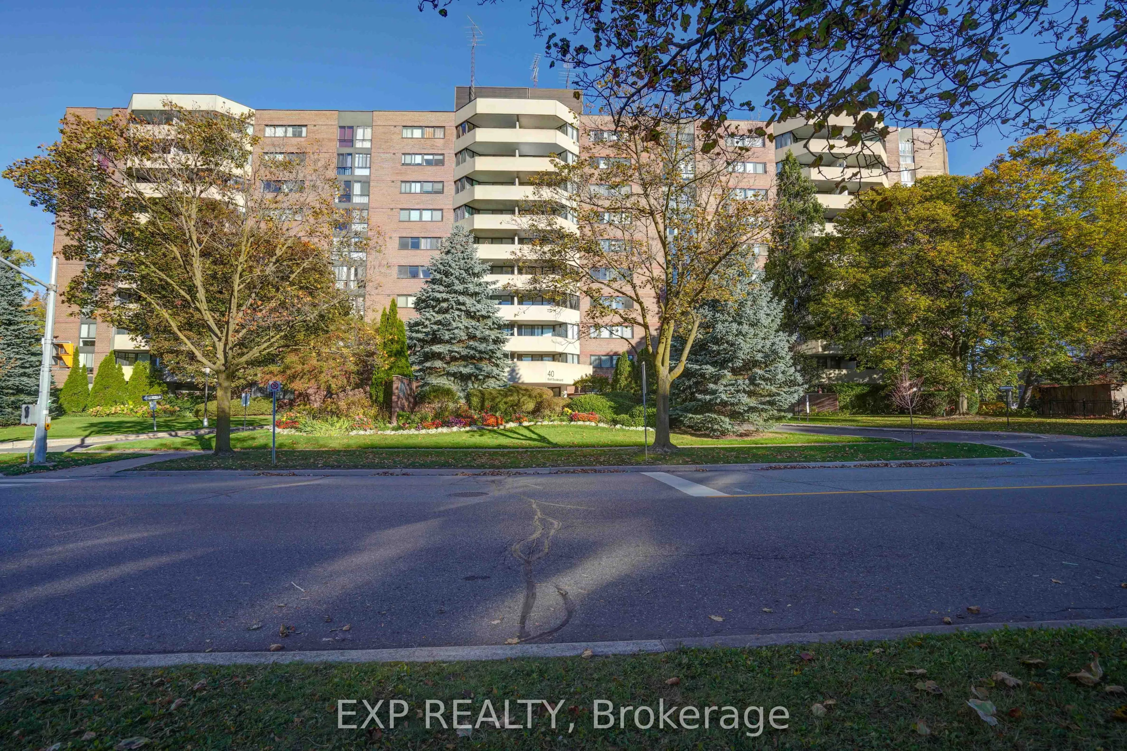 40 Baif Boulevard #706