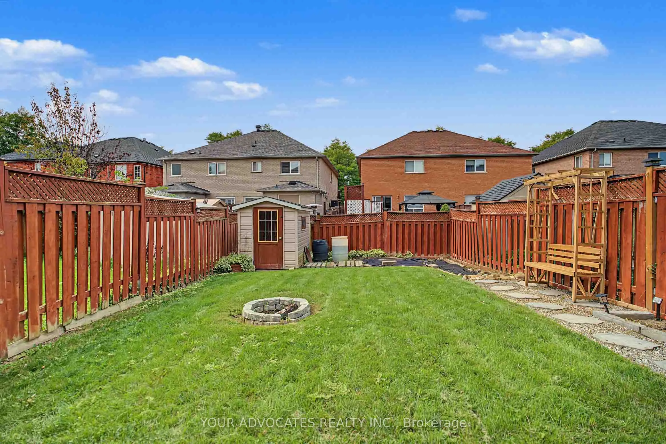 14 La Neve Avenue