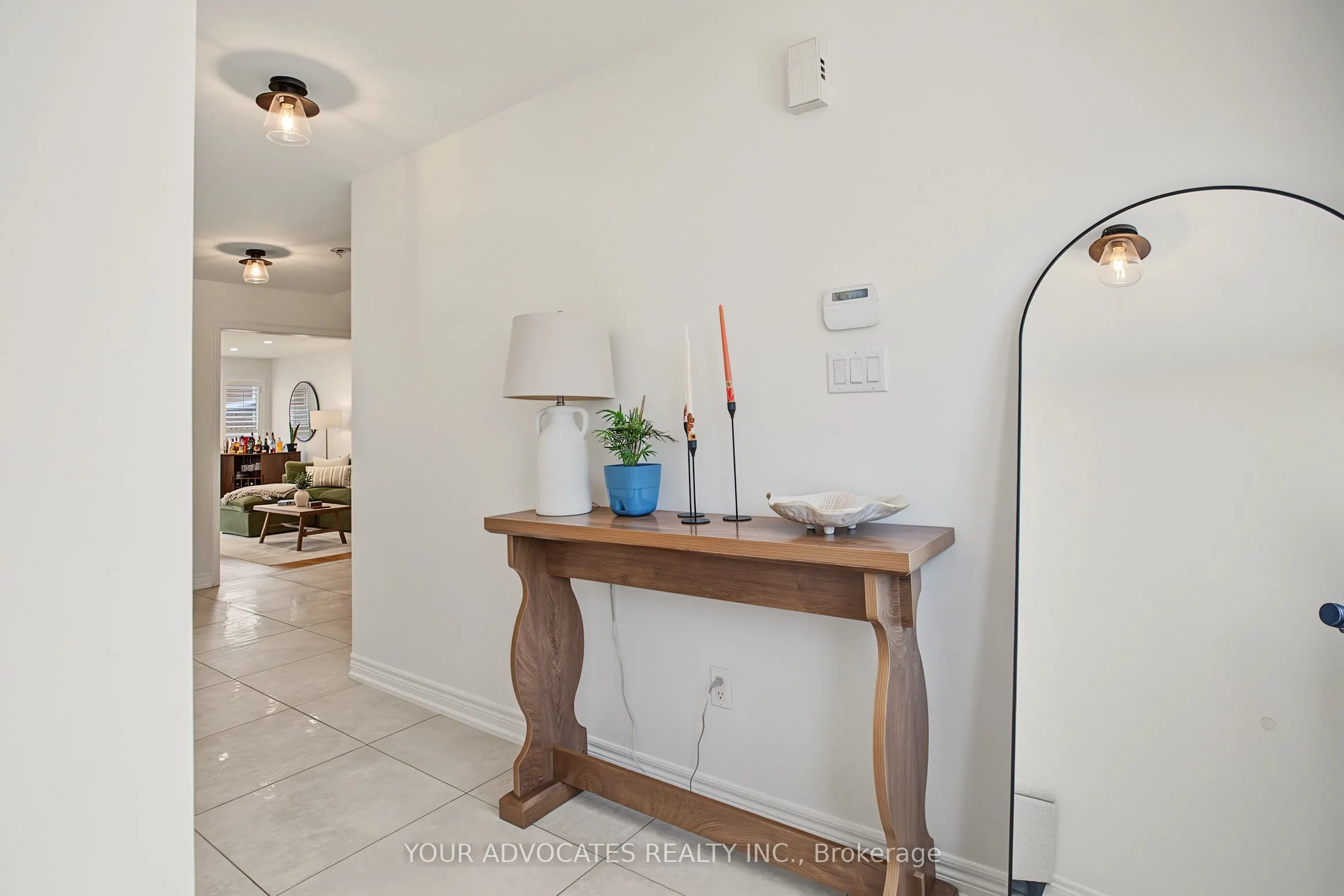14 La Neve Avenue