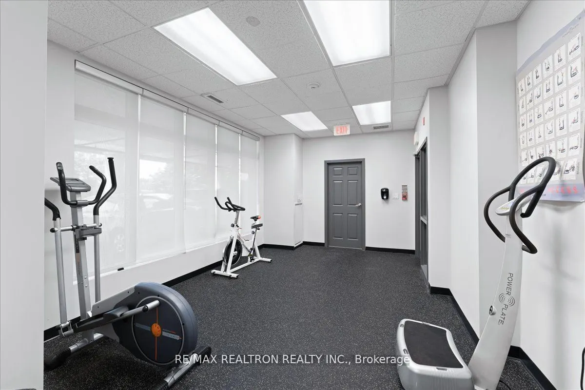 15450 Yonge Street #304