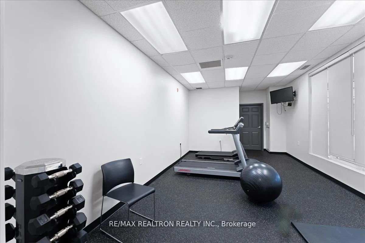 15450 Yonge Street #304