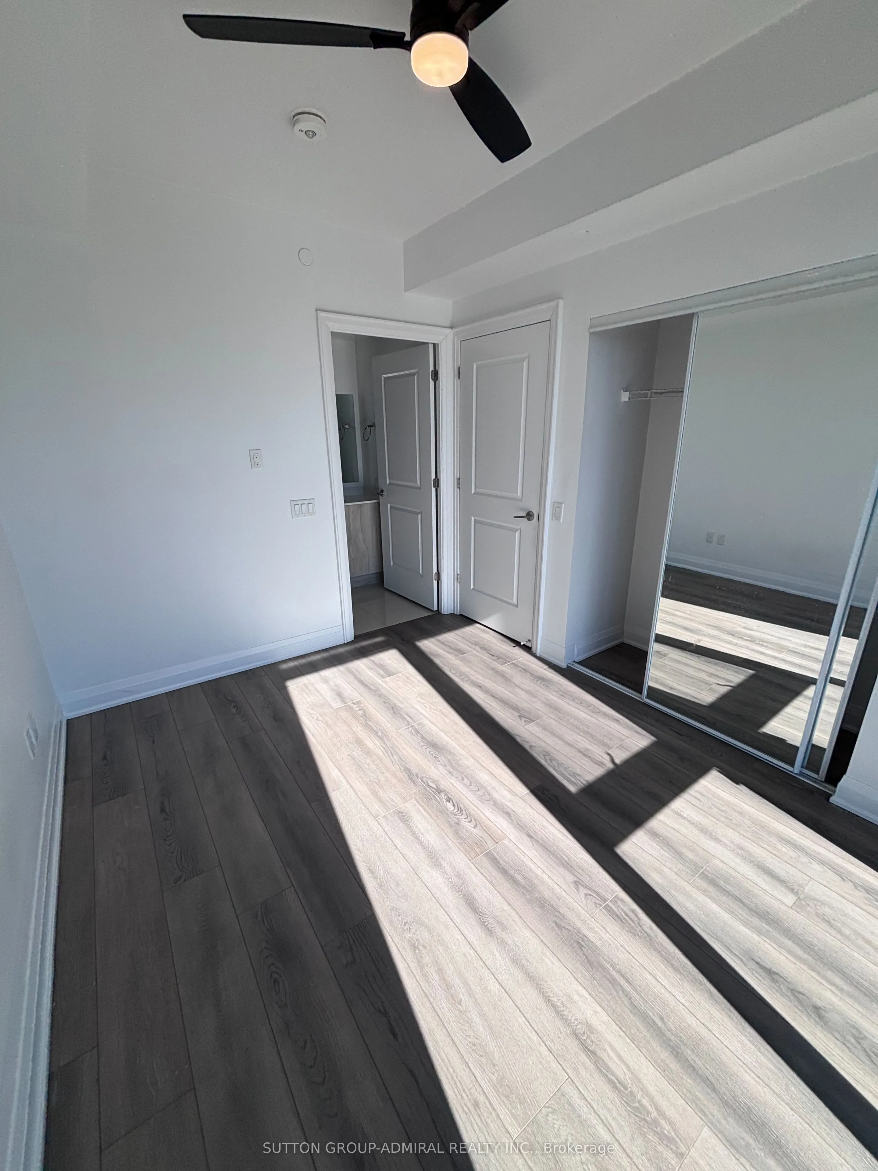 20 Gatineau Drive #705E