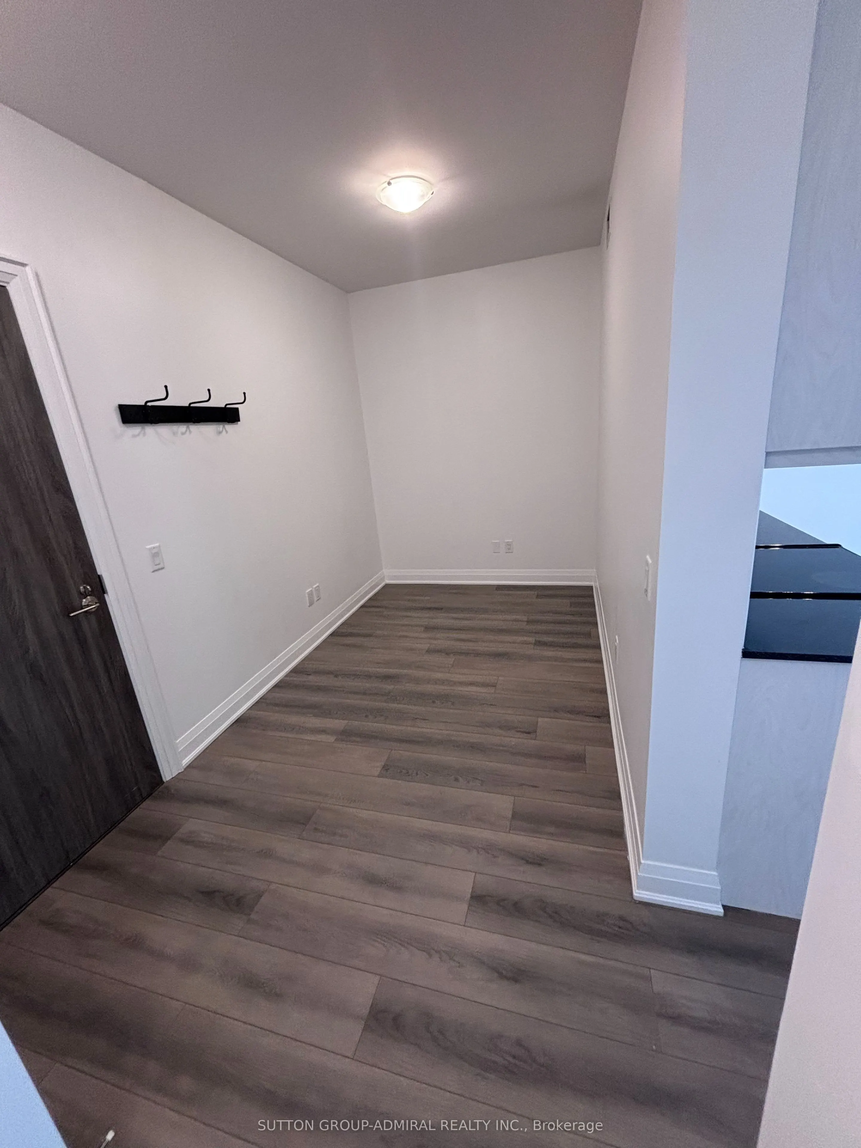 20 Gatineau Drive #705E