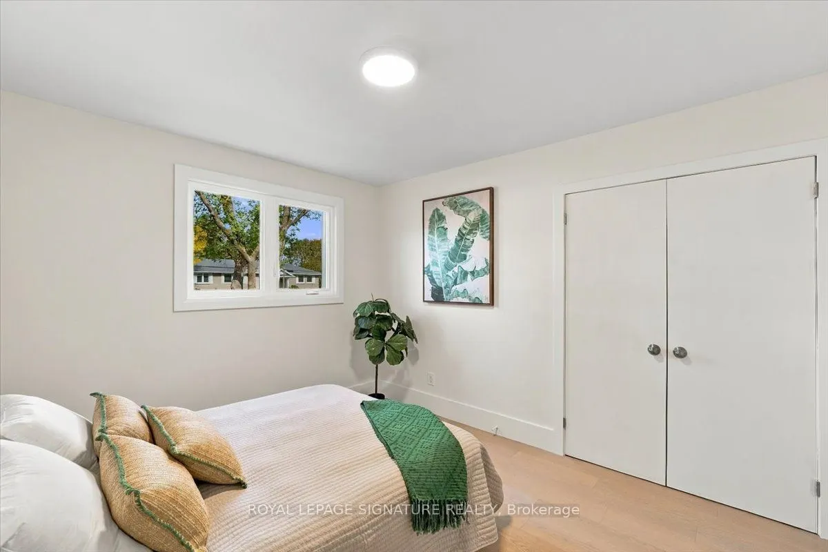 7 Parkside Drive