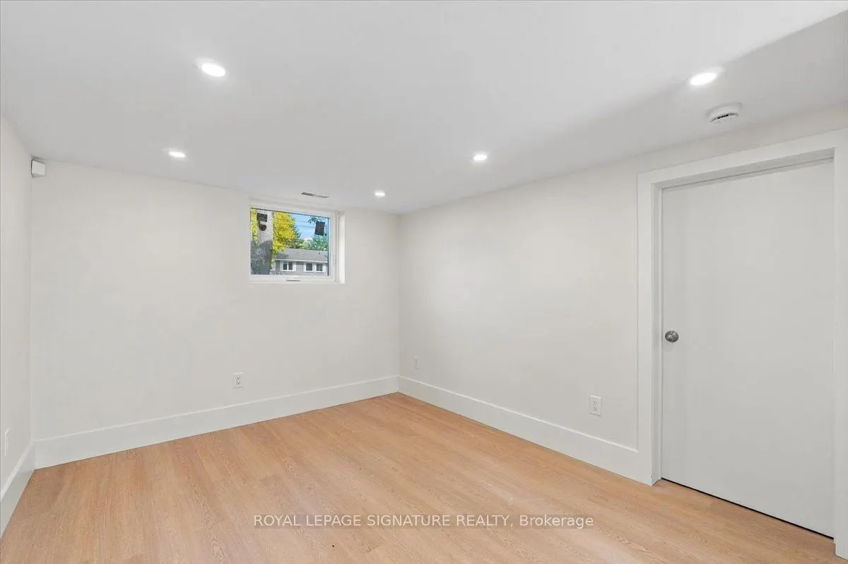 7 Parkside Drive
