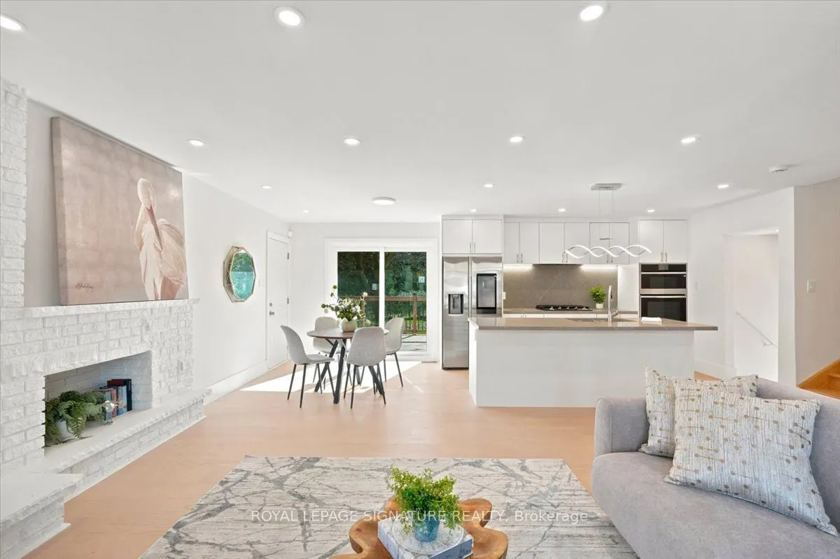 7 Parkside Drive