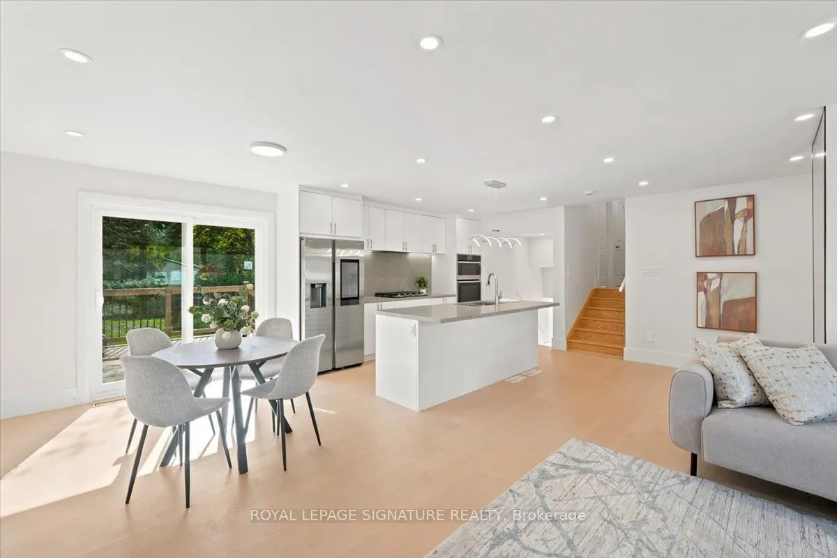7 Parkside Drive
