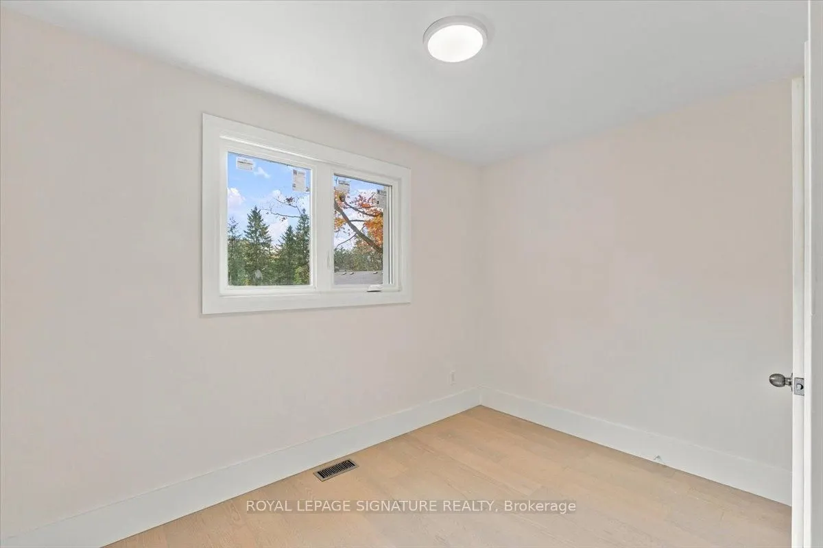 7 Parkside Drive