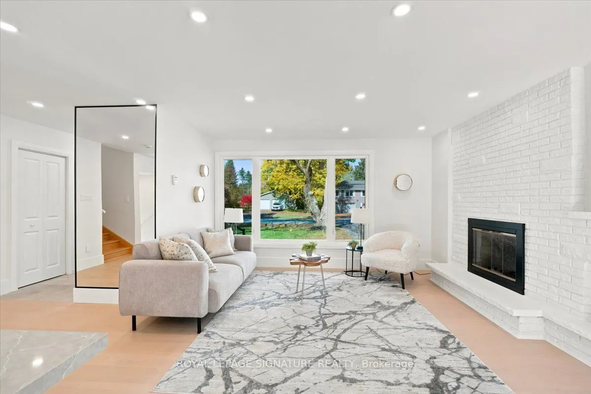 7 Parkside Drive