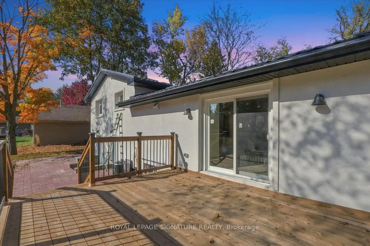 7 Parkside Drive