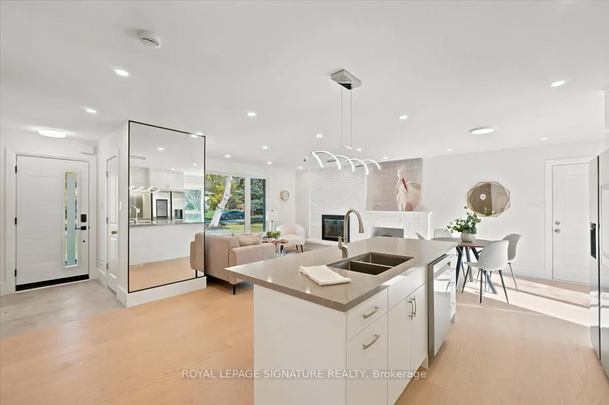 7 Parkside Drive