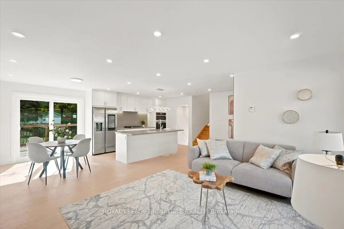 7 Parkside Drive