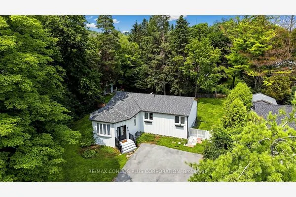 20 Southwood Crescent
