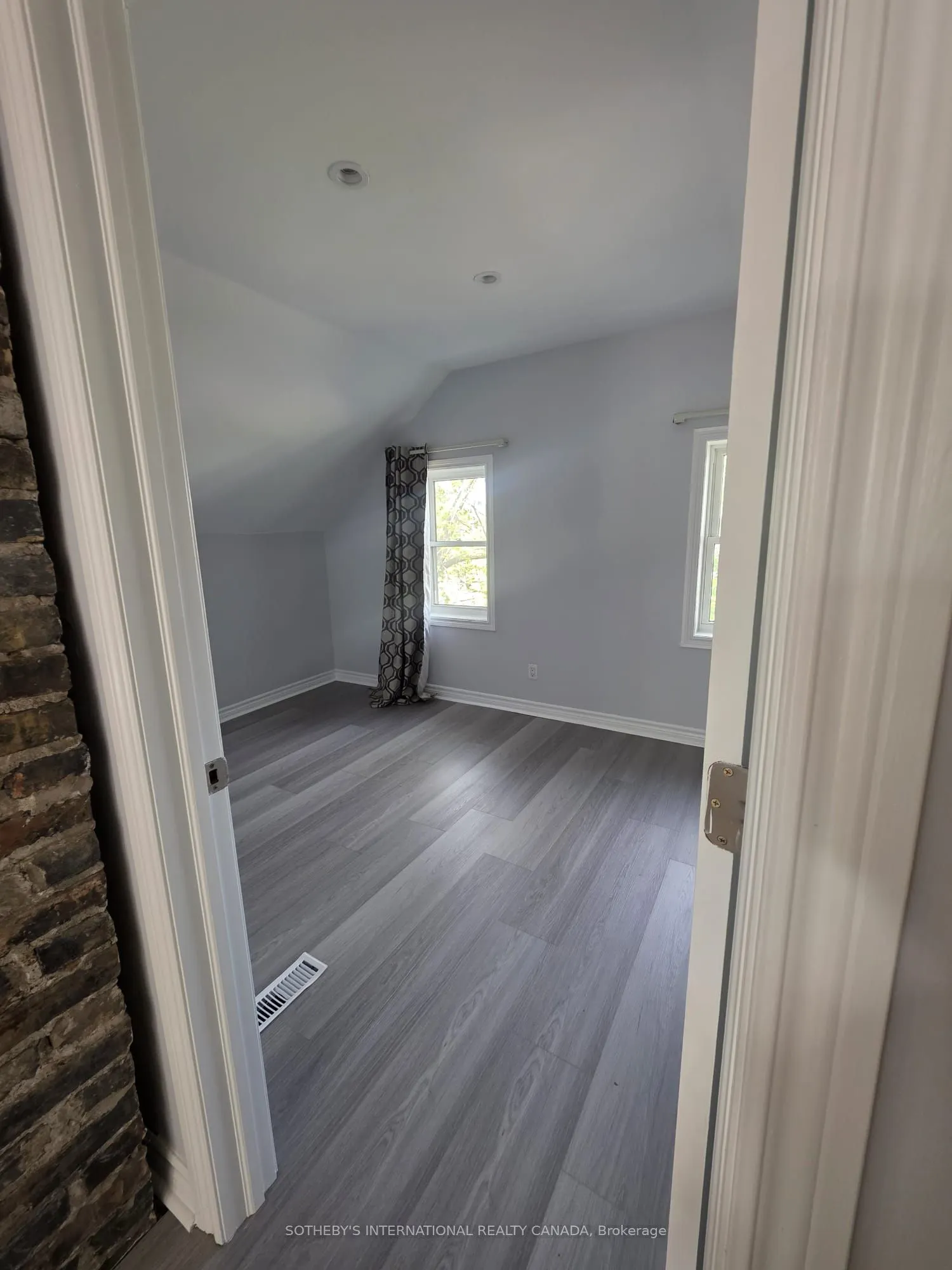 56 Prospect Street #2nd Floor B