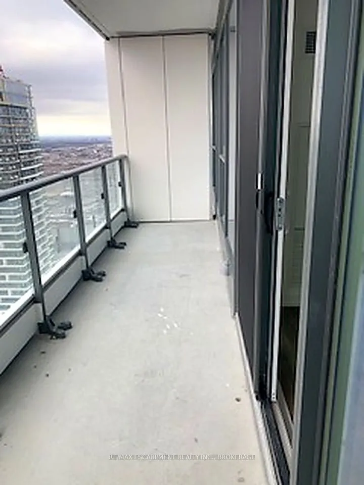 898 Portage Parkway #4307
