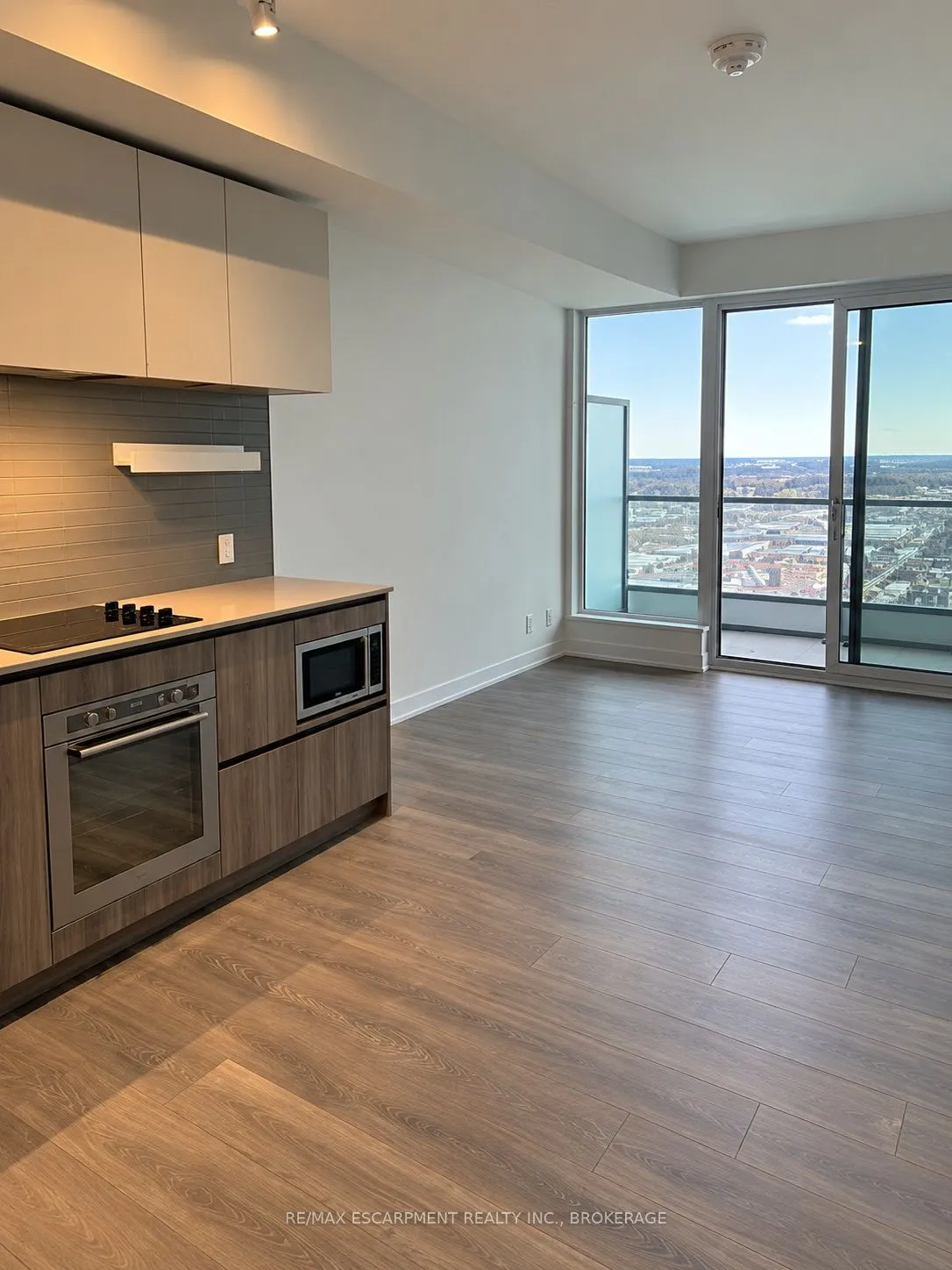 898 Portage Parkway #4307