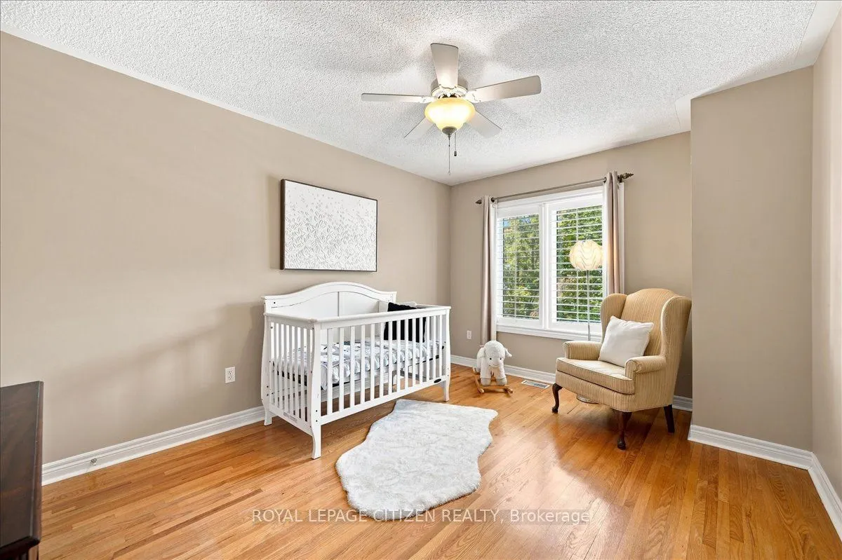 255 Shaftsbury Avenue #43