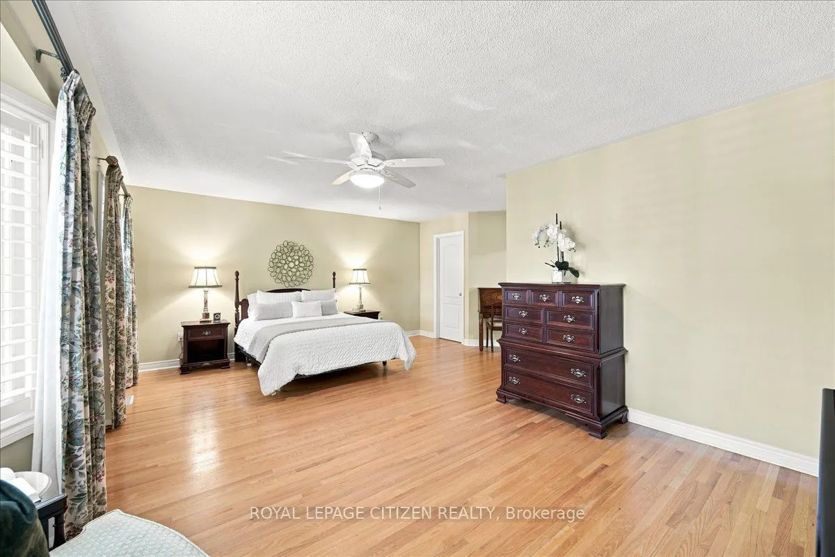 255 Shaftsbury Avenue #43