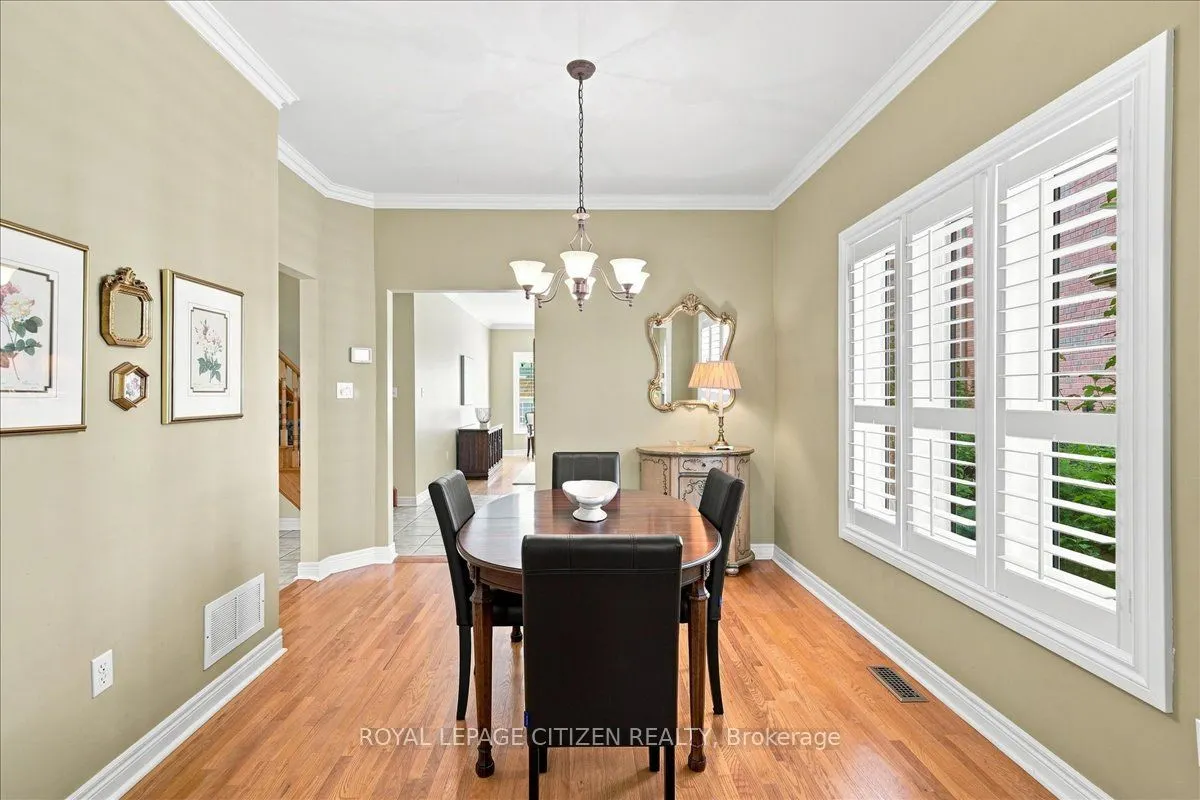 255 Shaftsbury Avenue #43