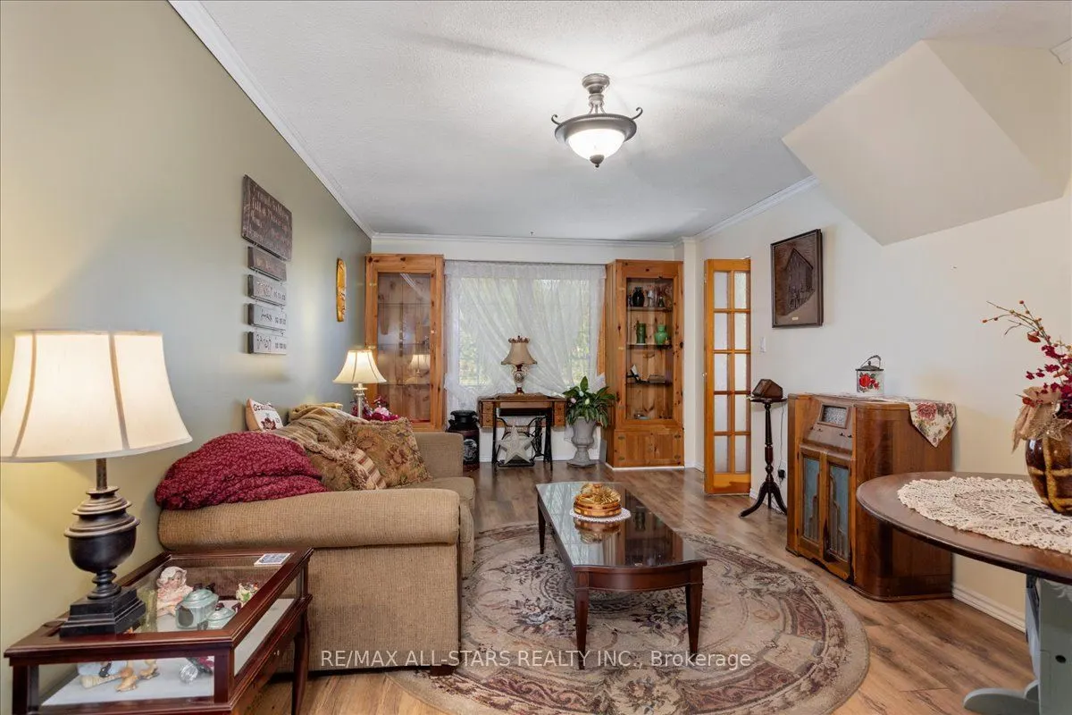 5 Sunrise Street