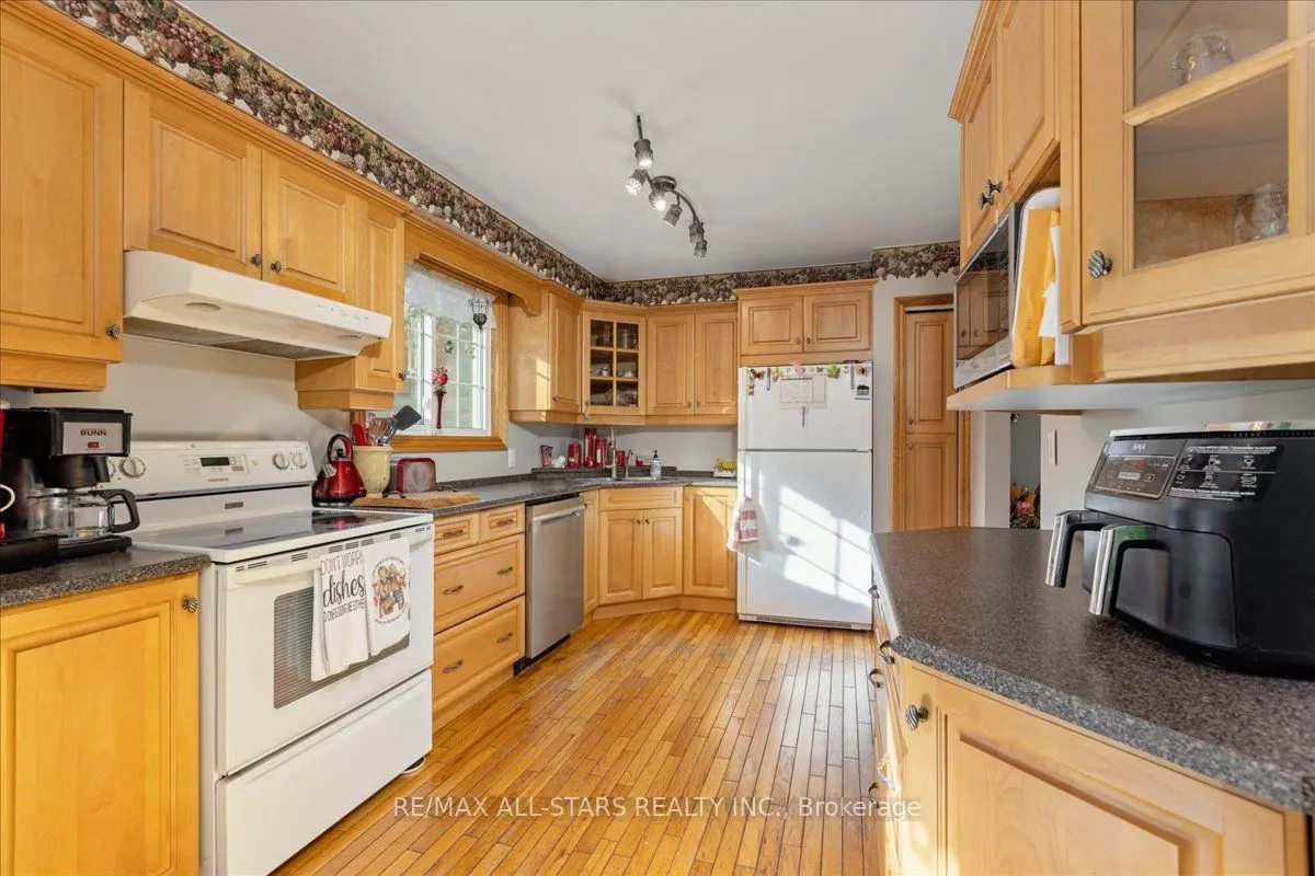 5 Sunrise Street