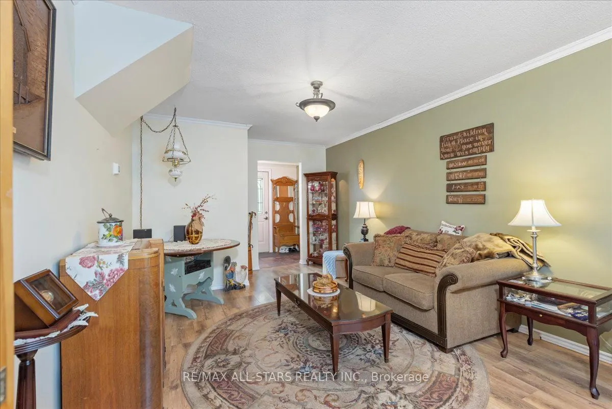 5 Sunrise Street