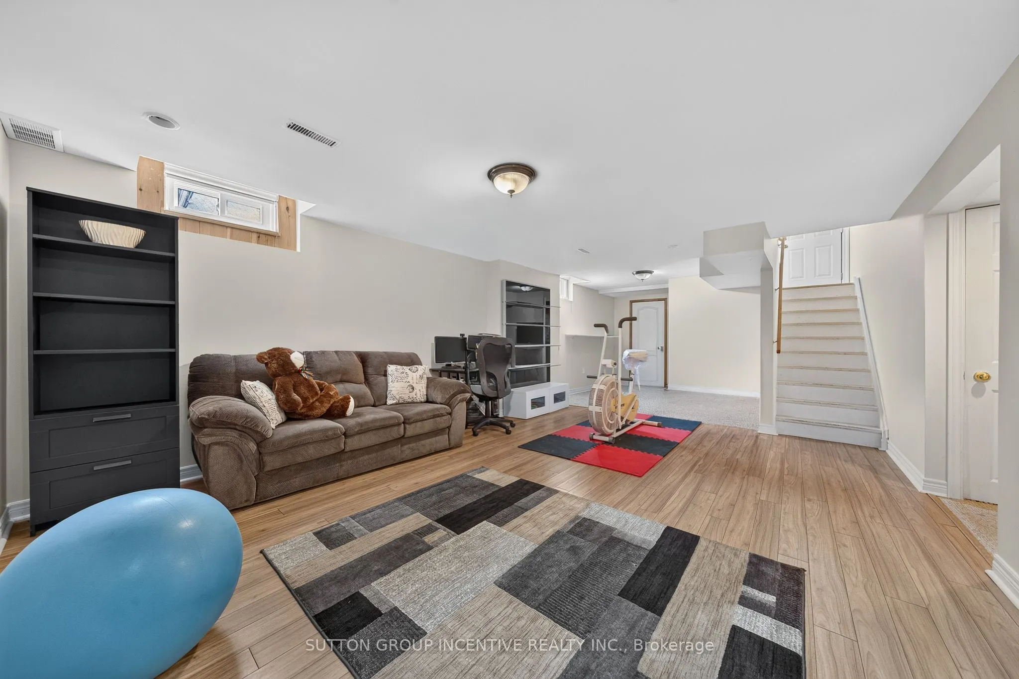 850 Leslie Drive