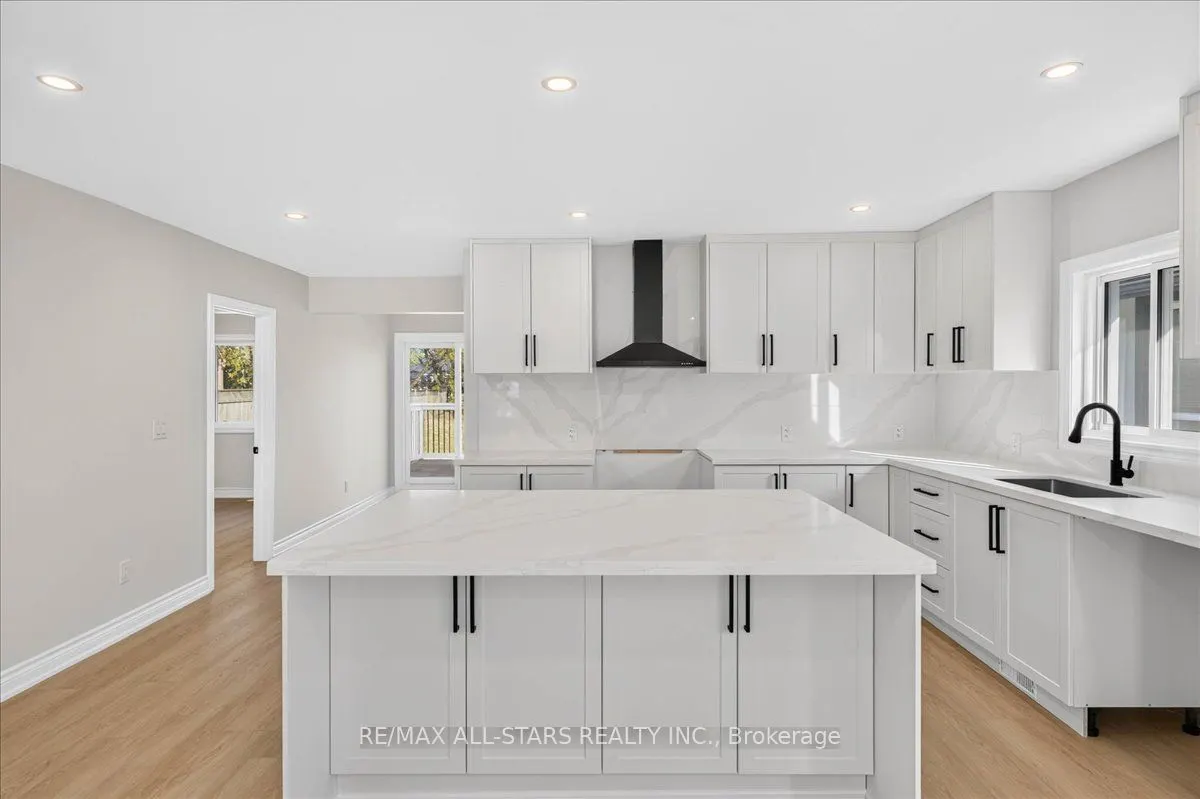 230 Bayview Avenue