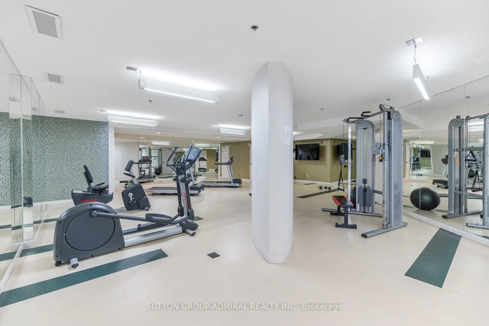 75 Norman Bethune Avenue #412