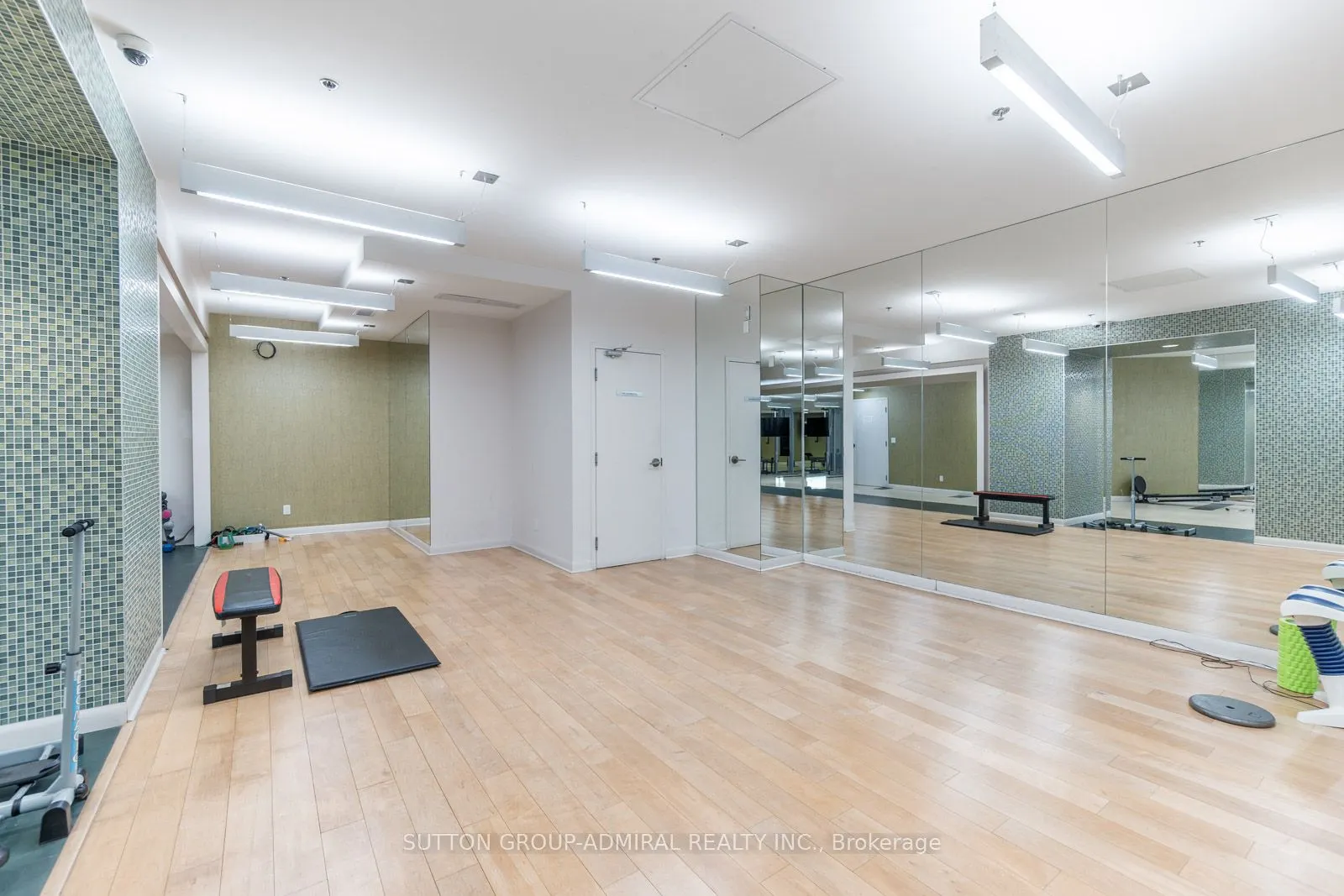 75 Norman Bethune Avenue #412