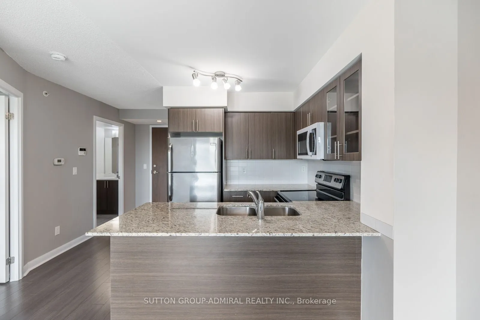 75 Norman Bethune Avenue #412