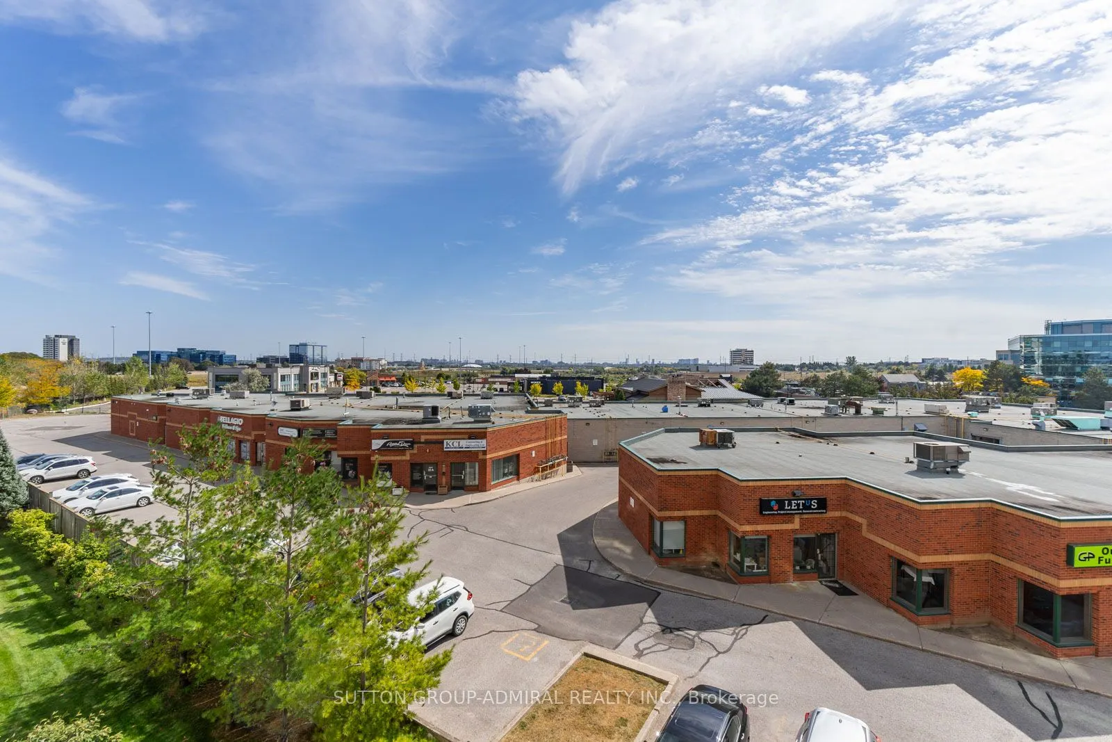 75 Norman Bethune Avenue #412