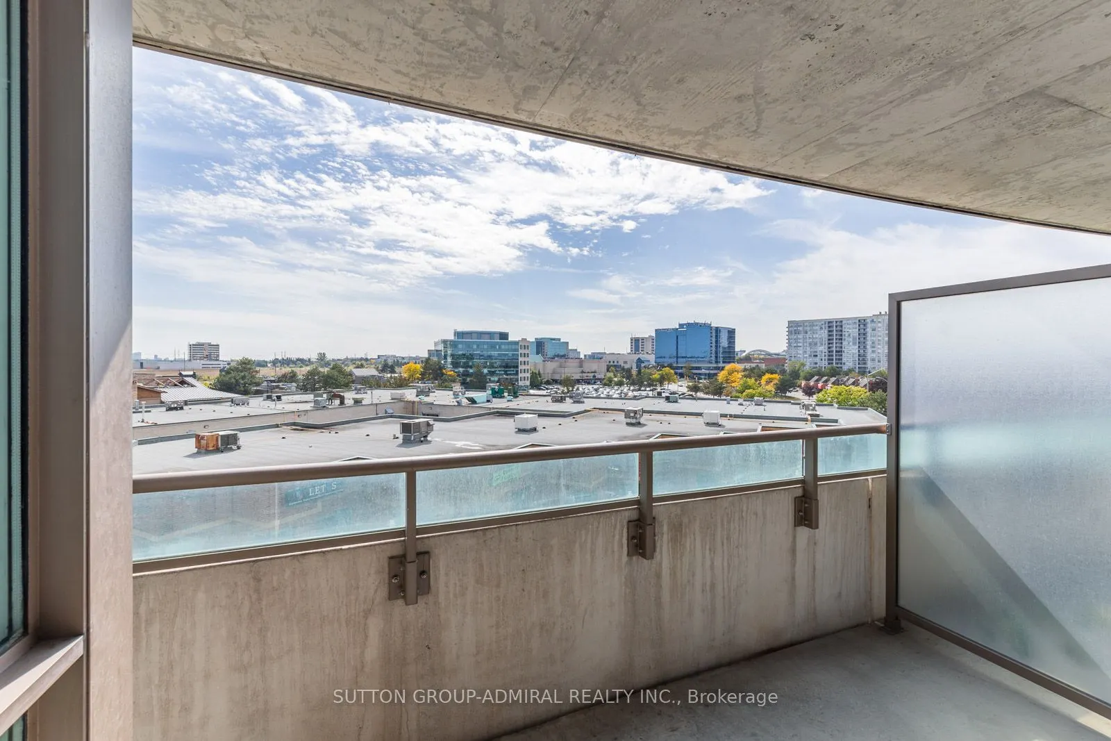 75 Norman Bethune Avenue #412