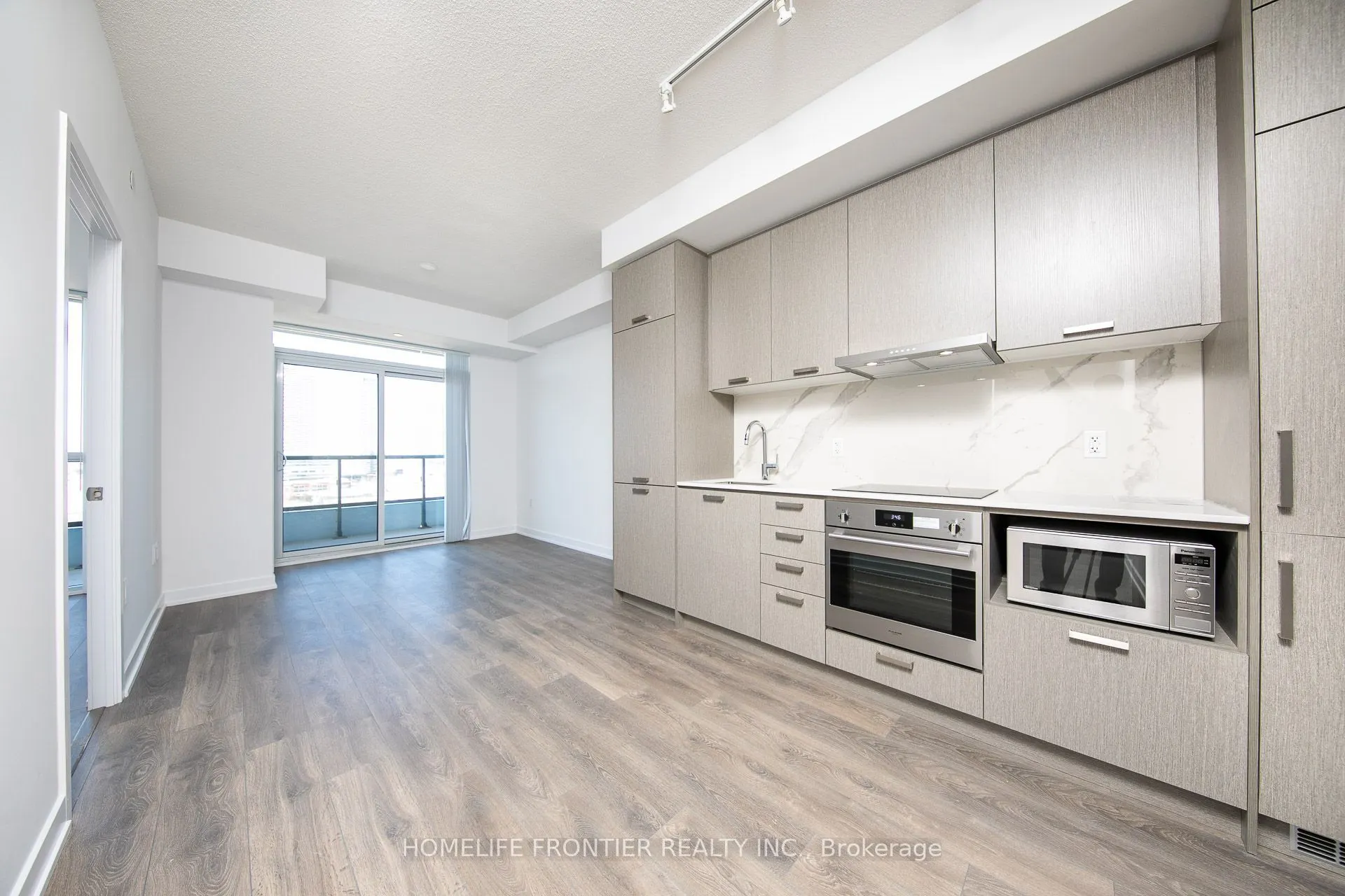 38 Honeycrisp Crescent #1712