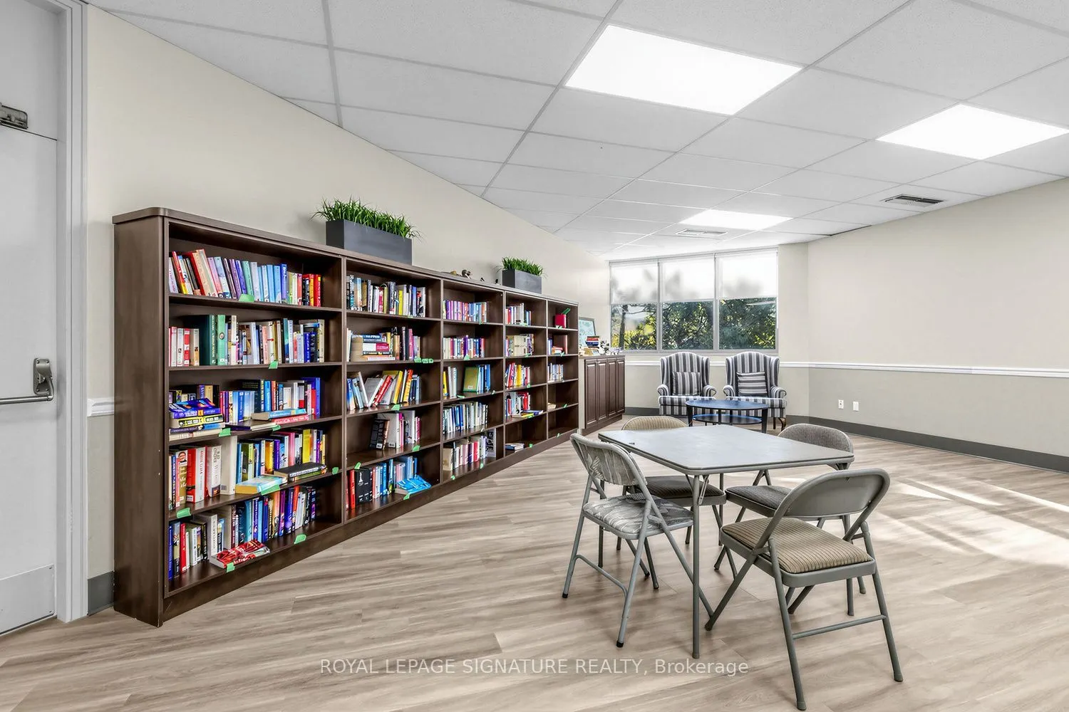 20 Baif Boulevard #408