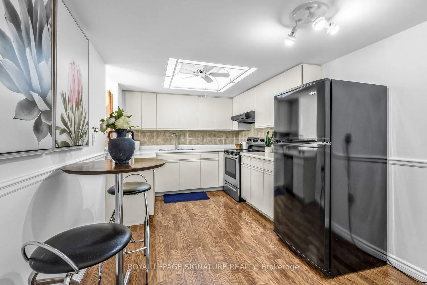 20 Baif Boulevard #408
