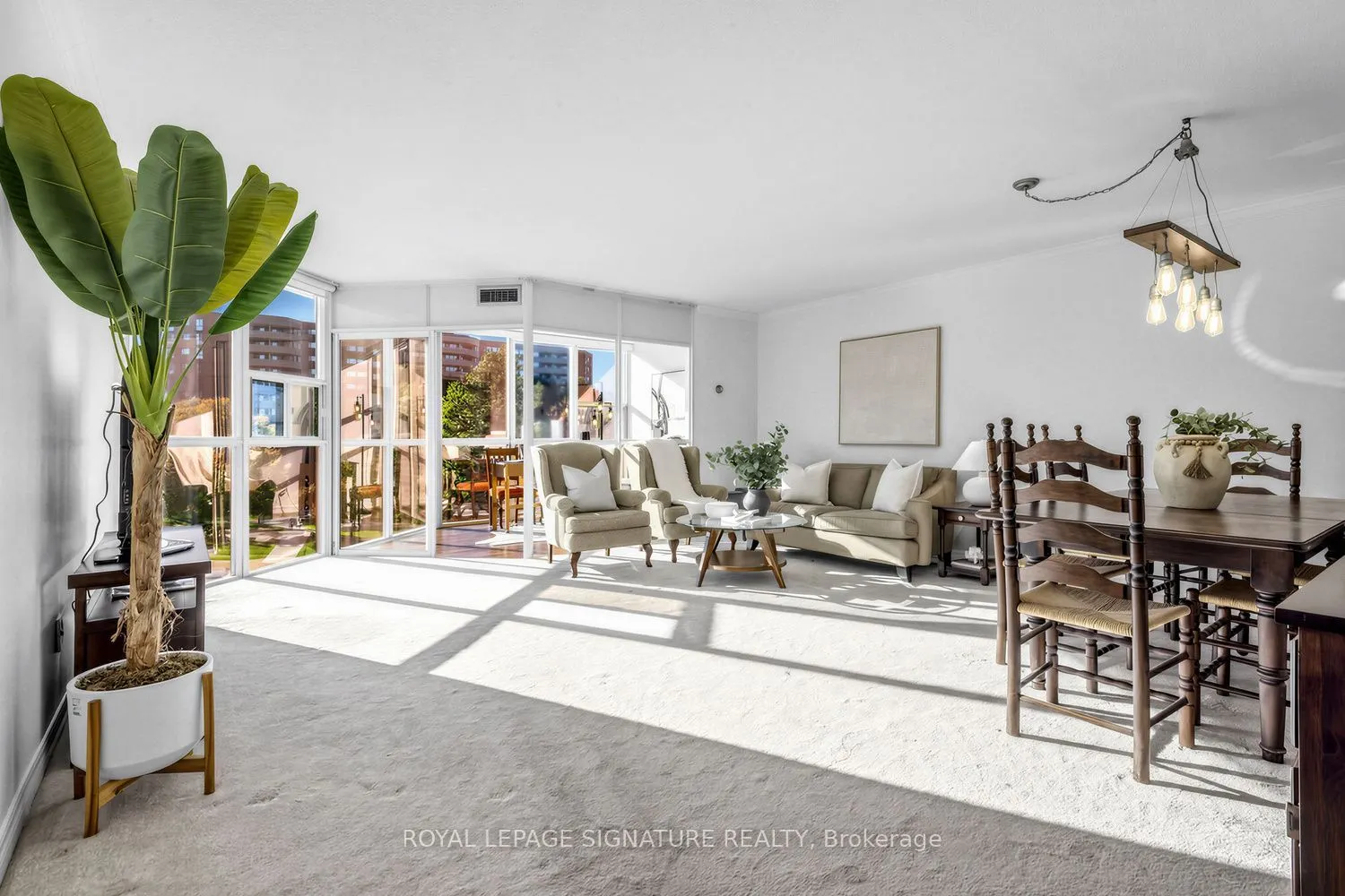 20 Baif Boulevard #408