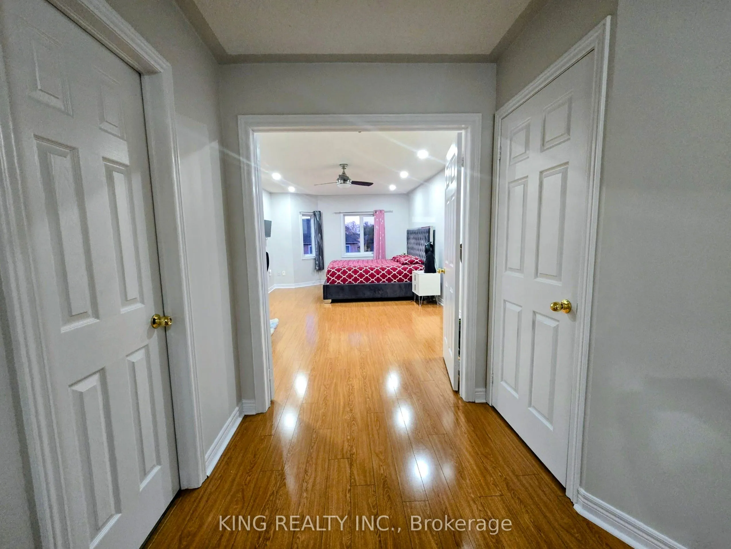 131 Royal Appian Crescent